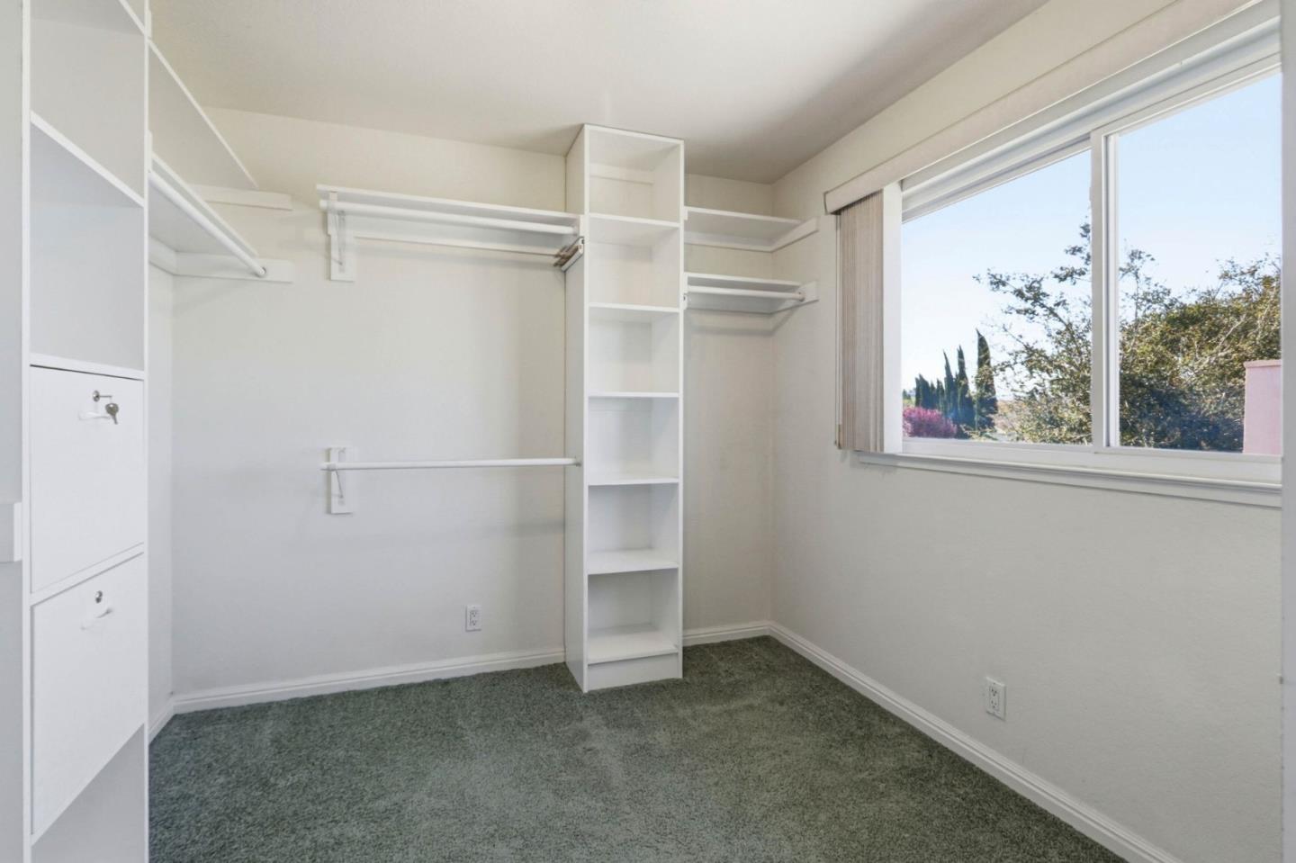 Detail Gallery Image 37 of 40 For 383 Southside Dr, San Jose,  CA 95111 - 4 Beds | 2/1 Baths