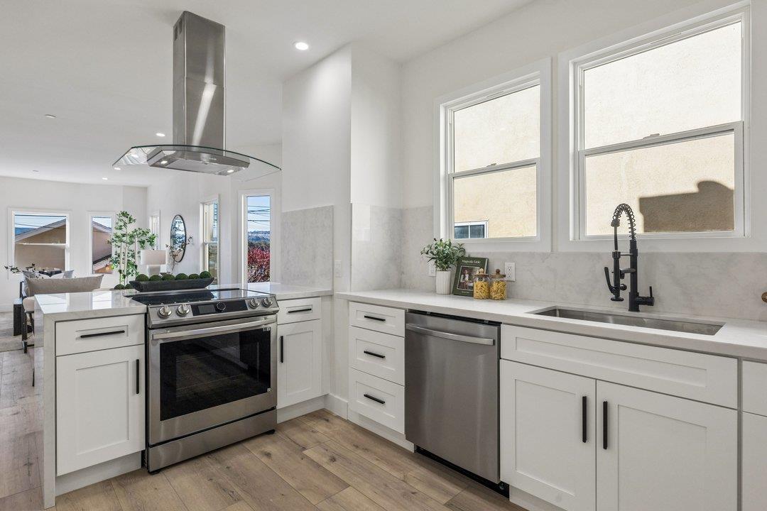 Detail Gallery Image 16 of 31 For 730 3rd Lane, South San Francisco,  CA 94080 - 3 Beds | 2 Baths