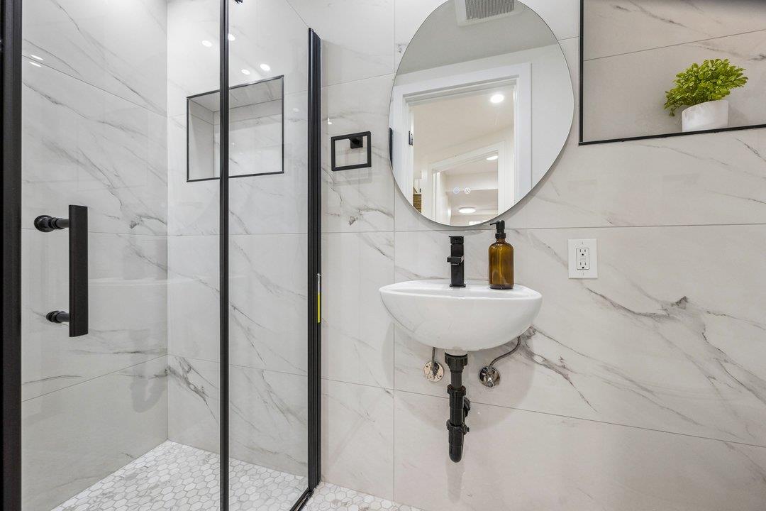 Detail Gallery Image 7 of 31 For 730 3rd Lane, South San Francisco,  CA 94080 - 3 Beds | 2 Baths