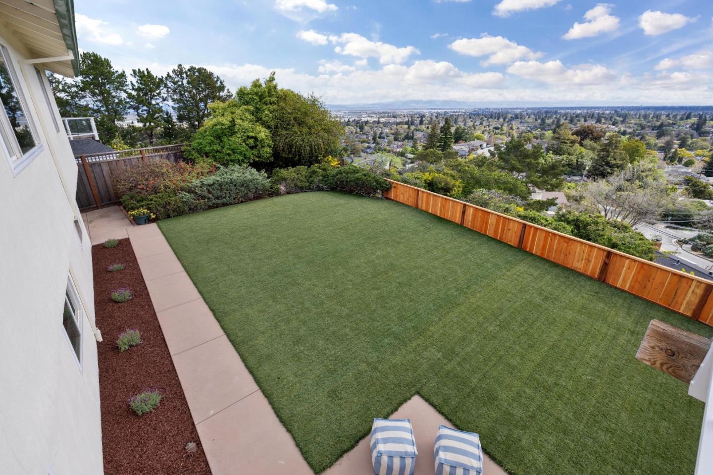 Detail Gallery Image 10 of 36 For 836 Bauer Ct, San Carlos,  CA 94070 - 4 Beds | 2 Baths