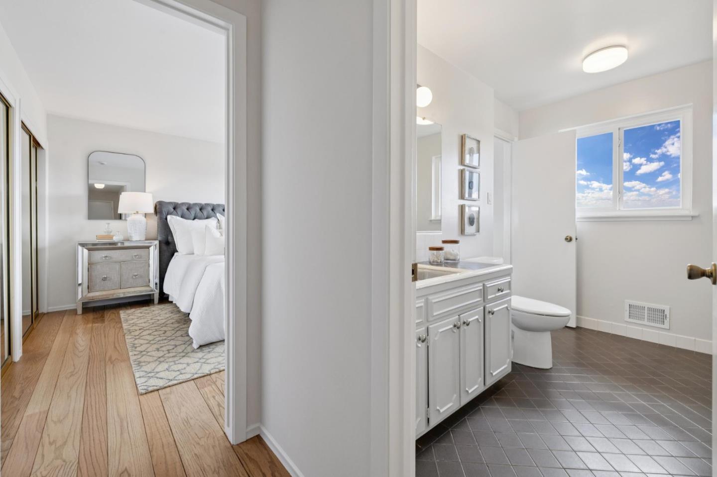 Detail Gallery Image 16 of 36 For 836 Bauer Ct, San Carlos,  CA 94070 - 4 Beds | 2 Baths