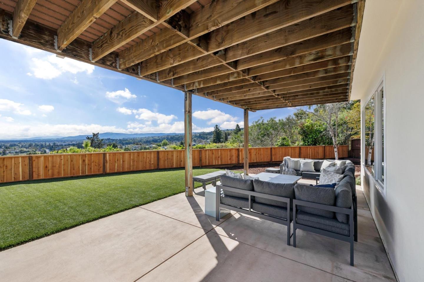 Detail Gallery Image 26 of 36 For 836 Bauer Ct, San Carlos,  CA 94070 - 4 Beds | 2 Baths