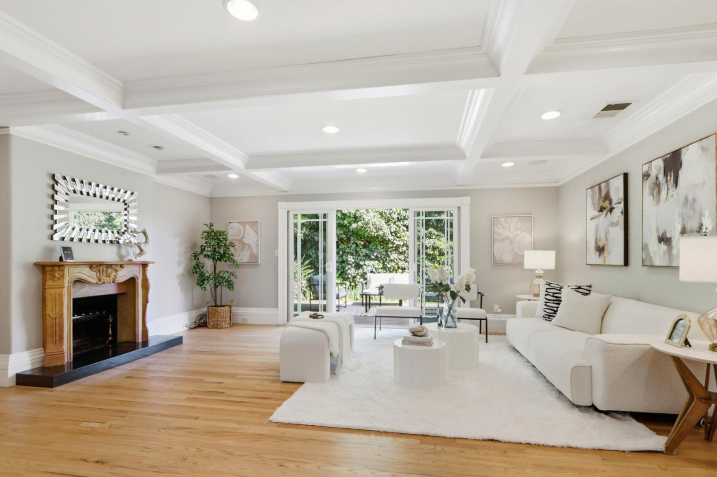 Detail Gallery Image 2 of 20 For 797 Iris Ave, Sunnyvale,  CA 94086 - 3 Beds | 2 Baths