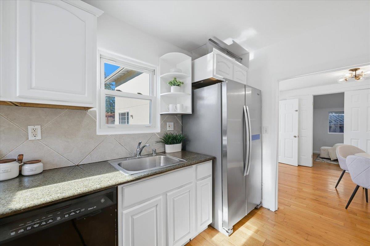 Detail Gallery Image 13 of 56 For 354 Irving Ave, San Jose,  CA 95128 - 4 Beds | 2 Baths