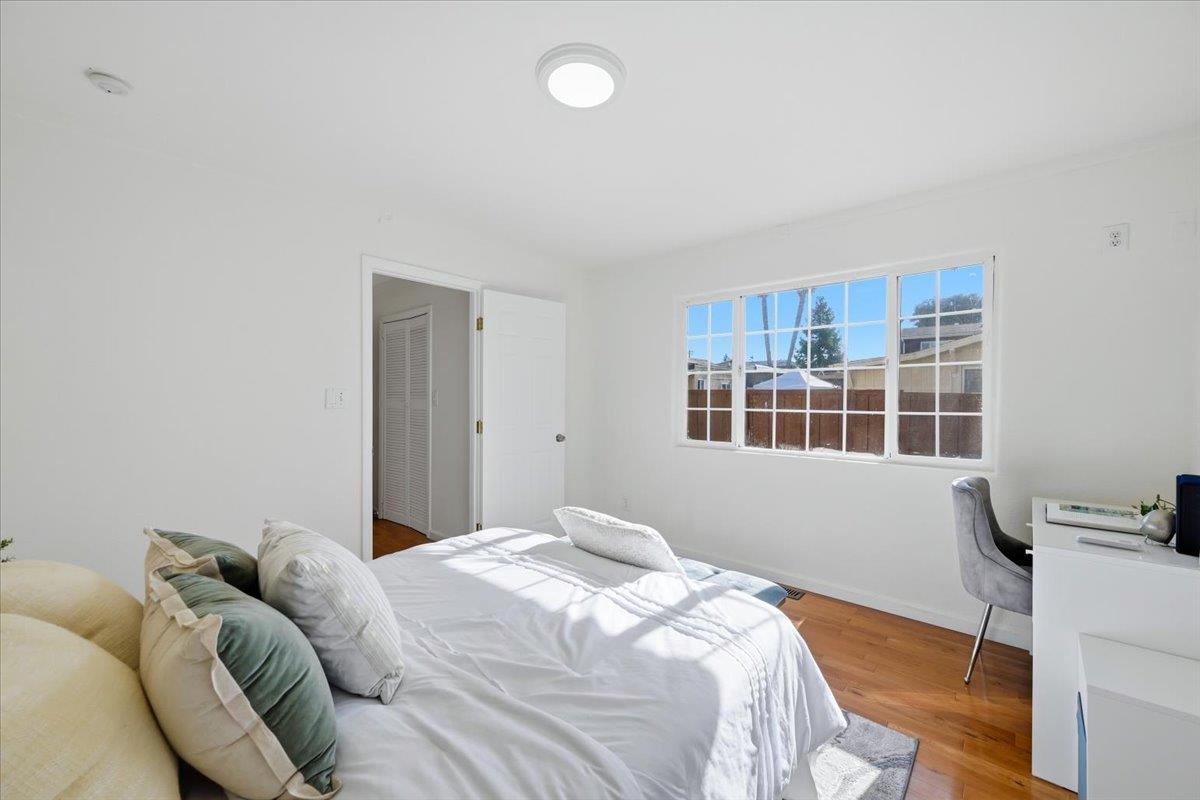 Detail Gallery Image 15 of 56 For 354 Irving Ave, San Jose,  CA 95128 - 4 Beds | 2 Baths