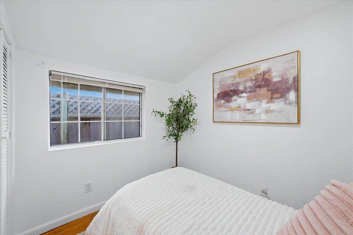 Detail Gallery Image 27 of 56 For 354 Irving Ave, San Jose,  CA 95128 - 4 Beds | 2 Baths