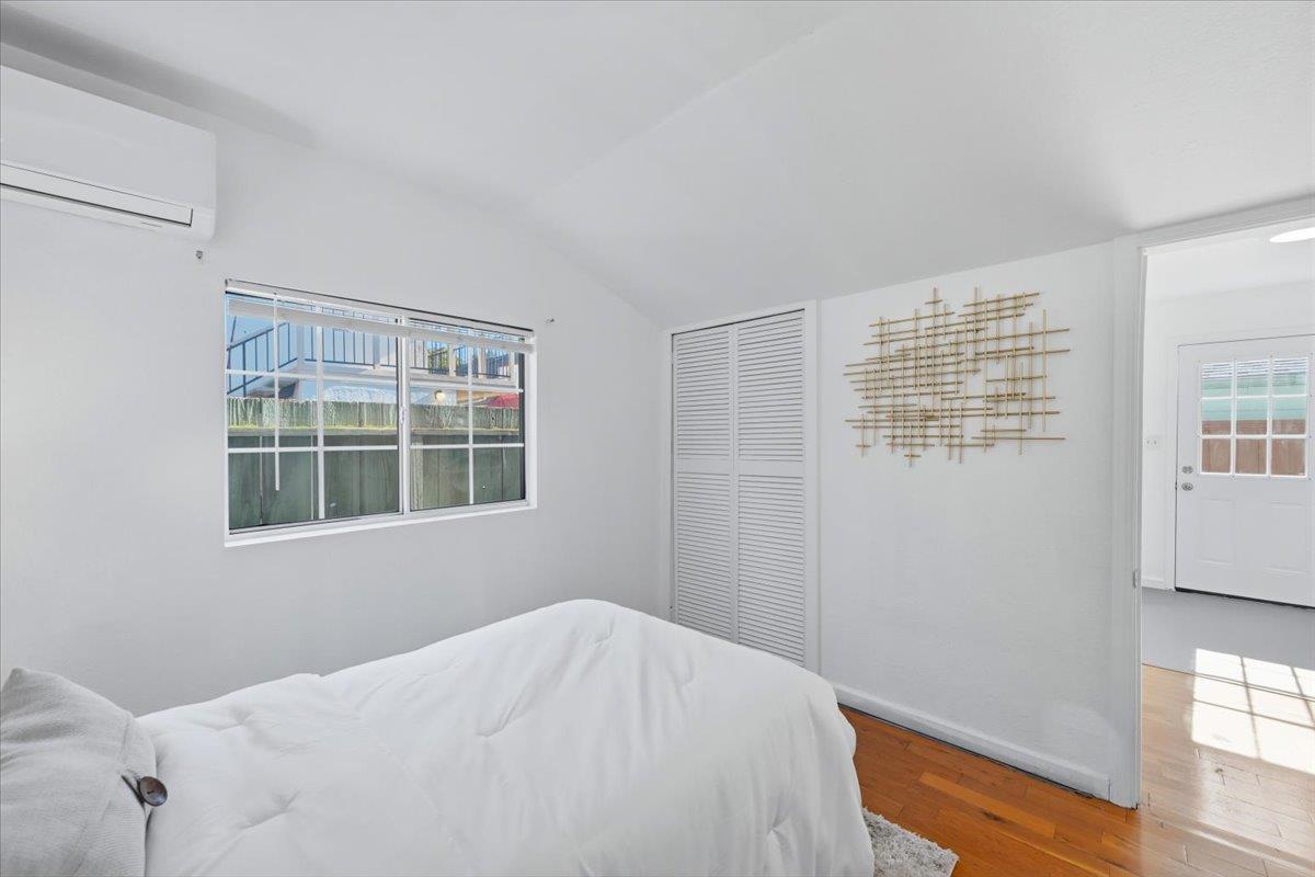 Detail Gallery Image 28 of 56 For 354 Irving Ave, San Jose,  CA 95128 - 4 Beds | 2 Baths