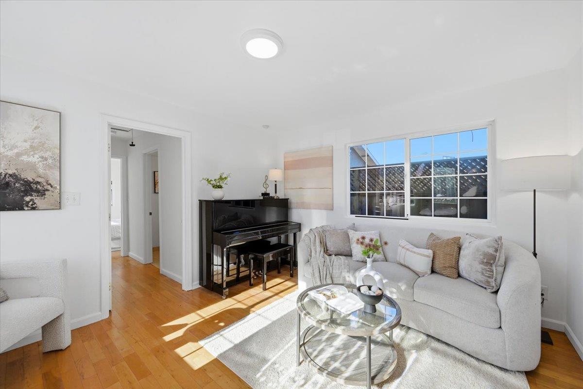 Detail Gallery Image 3 of 56 For 354 Irving Ave, San Jose,  CA 95128 - 4 Beds | 2 Baths