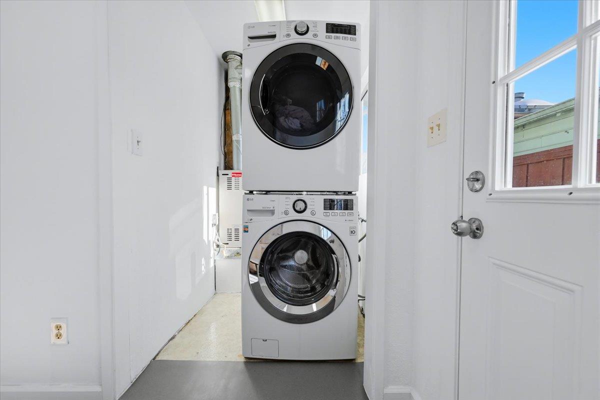 Detail Gallery Image 35 of 56 For 354 Irving Ave, San Jose,  CA 95128 - 4 Beds | 2 Baths