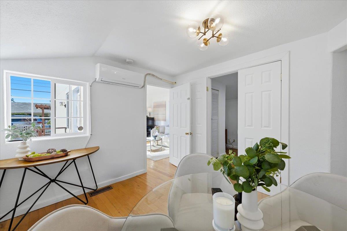 Detail Gallery Image 8 of 56 For 354 Irving Ave, San Jose,  CA 95128 - 4 Beds | 2 Baths