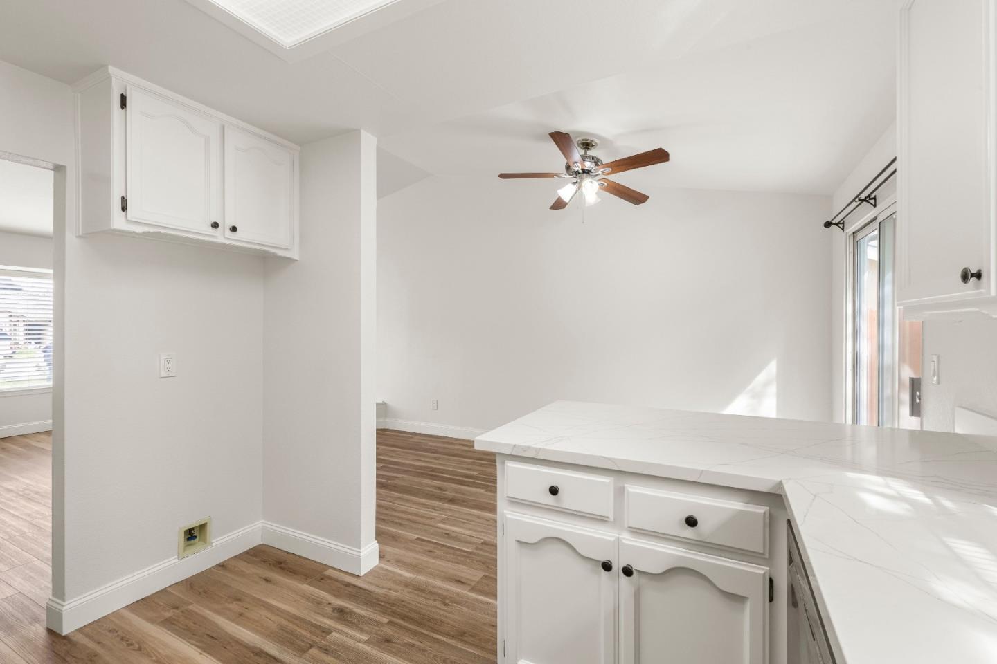 Detail Gallery Image 9 of 37 For 46315 Pine Meadow Dr, King City,  CA 93930 - 3 Beds | 2 Baths