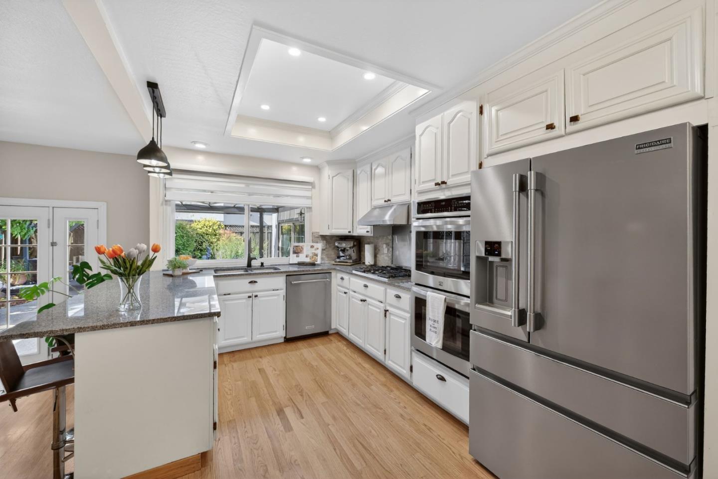 Detail Gallery Image 11 of 44 For 6221 Glider Dr, San Jose,  CA 95123 - 4 Beds | 2 Baths