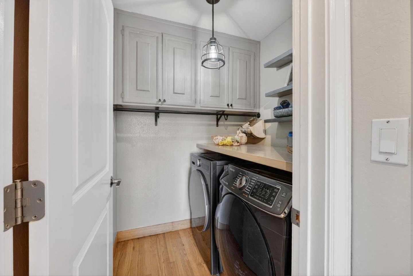 Detail Gallery Image 15 of 44 For 6221 Glider Dr, San Jose,  CA 95123 - 4 Beds | 2 Baths