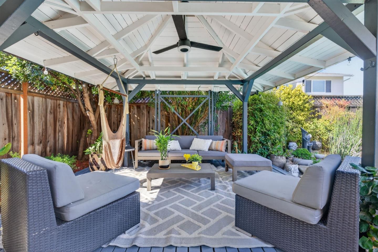 Detail Gallery Image 27 of 44 For 6221 Glider Dr, San Jose,  CA 95123 - 4 Beds | 2 Baths