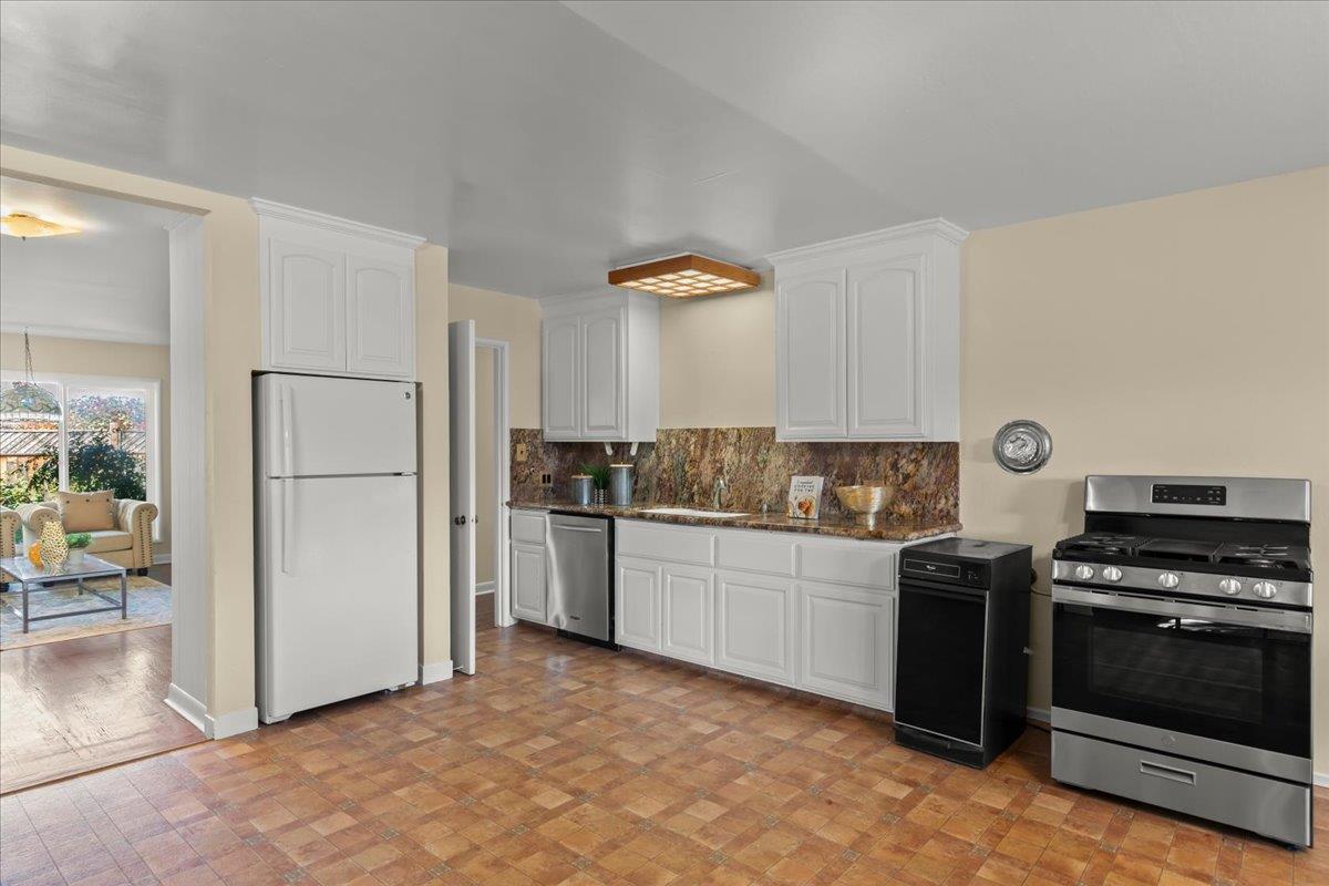 Detail Gallery Image 21 of 52 For 4120 Williams Rd, San Jose,  CA 95117 - 3 Beds | 2 Baths