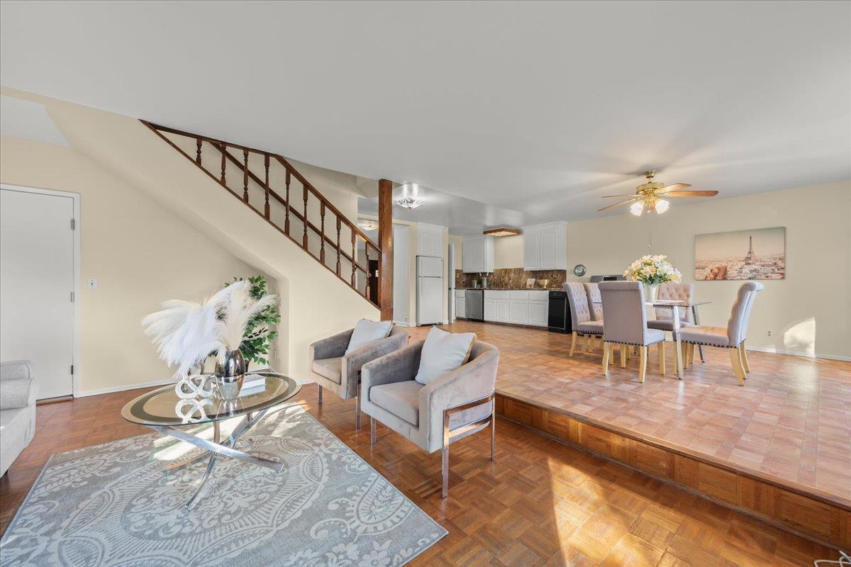 Detail Gallery Image 8 of 52 For 4120 Williams Rd, San Jose,  CA 95117 - 3 Beds | 2 Baths