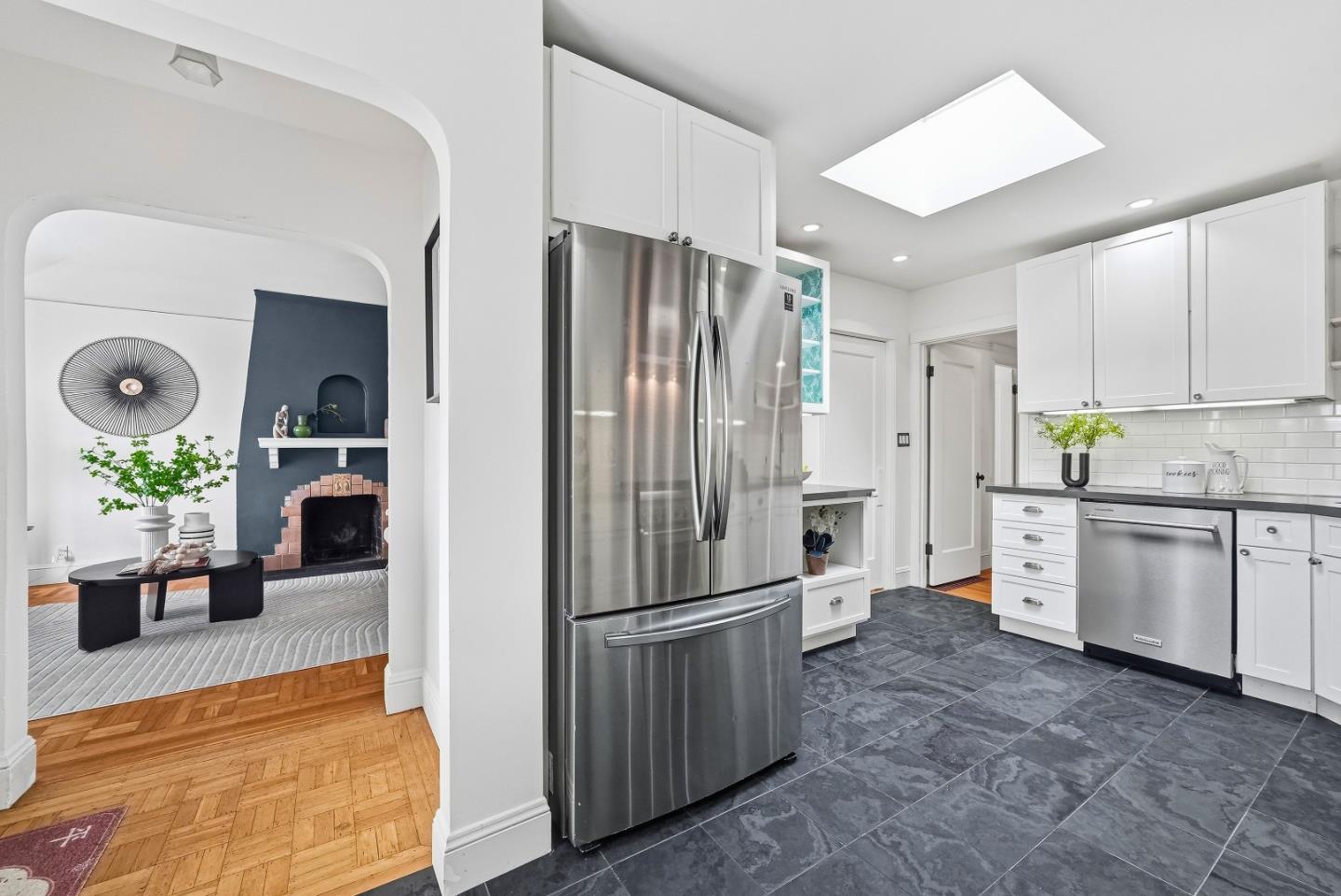 Detail Gallery Image 16 of 45 For 2270 30th Ave, San Francisco,  CA 94116 - 3 Beds | 1 Baths