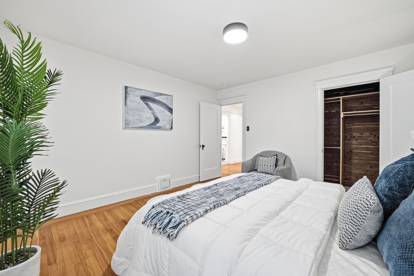 Detail Gallery Image 27 of 45 For 2270 30th Ave, San Francisco,  CA 94116 - 3 Beds | 1 Baths