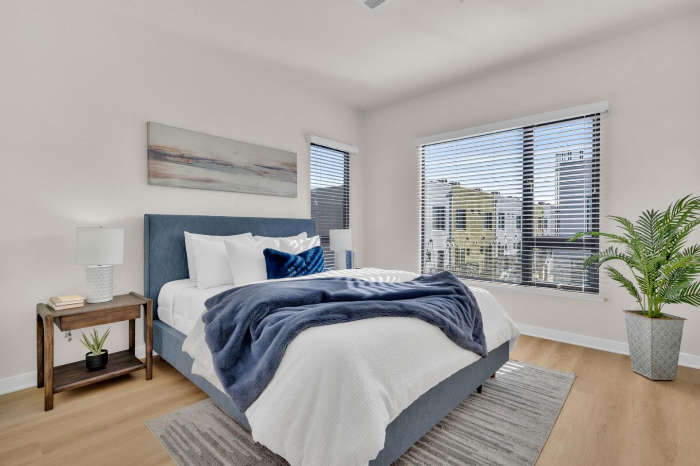 Detail Gallery Image 42 of 68 For 701 Zephyr Dr, Oakland,  CA 94607 - 3 Beds | 3/1 Baths