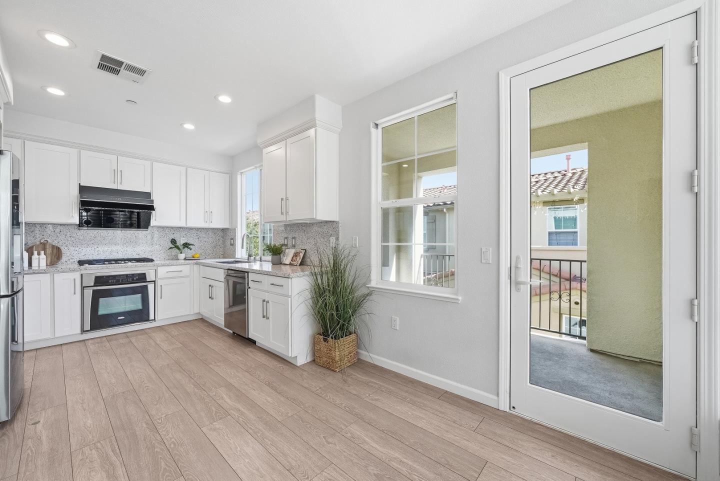 Photo #10: ML82037452 Listing: Photo #10