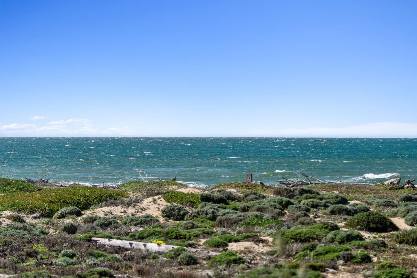 Detail Gallery Image 31 of 48 For 262 Monterey Dunes Way, Moss Landing,  CA 95039 - 4 Beds | 3 Baths