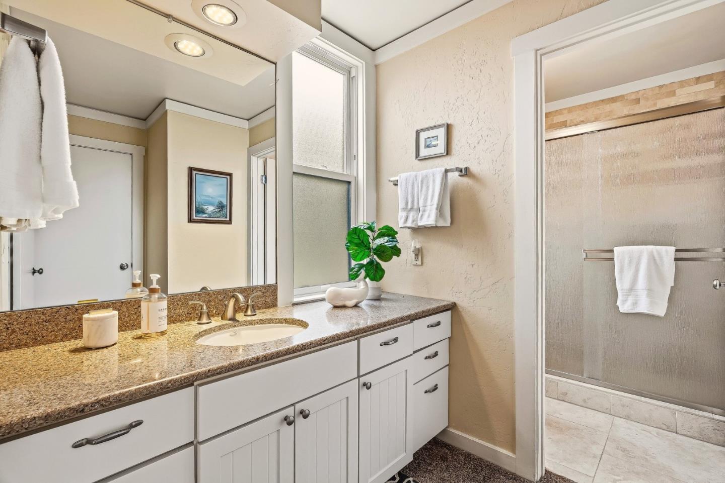 Detail Gallery Image 34 of 48 For 262 Monterey Dunes Way, Moss Landing,  CA 95039 - 4 Beds | 3 Baths