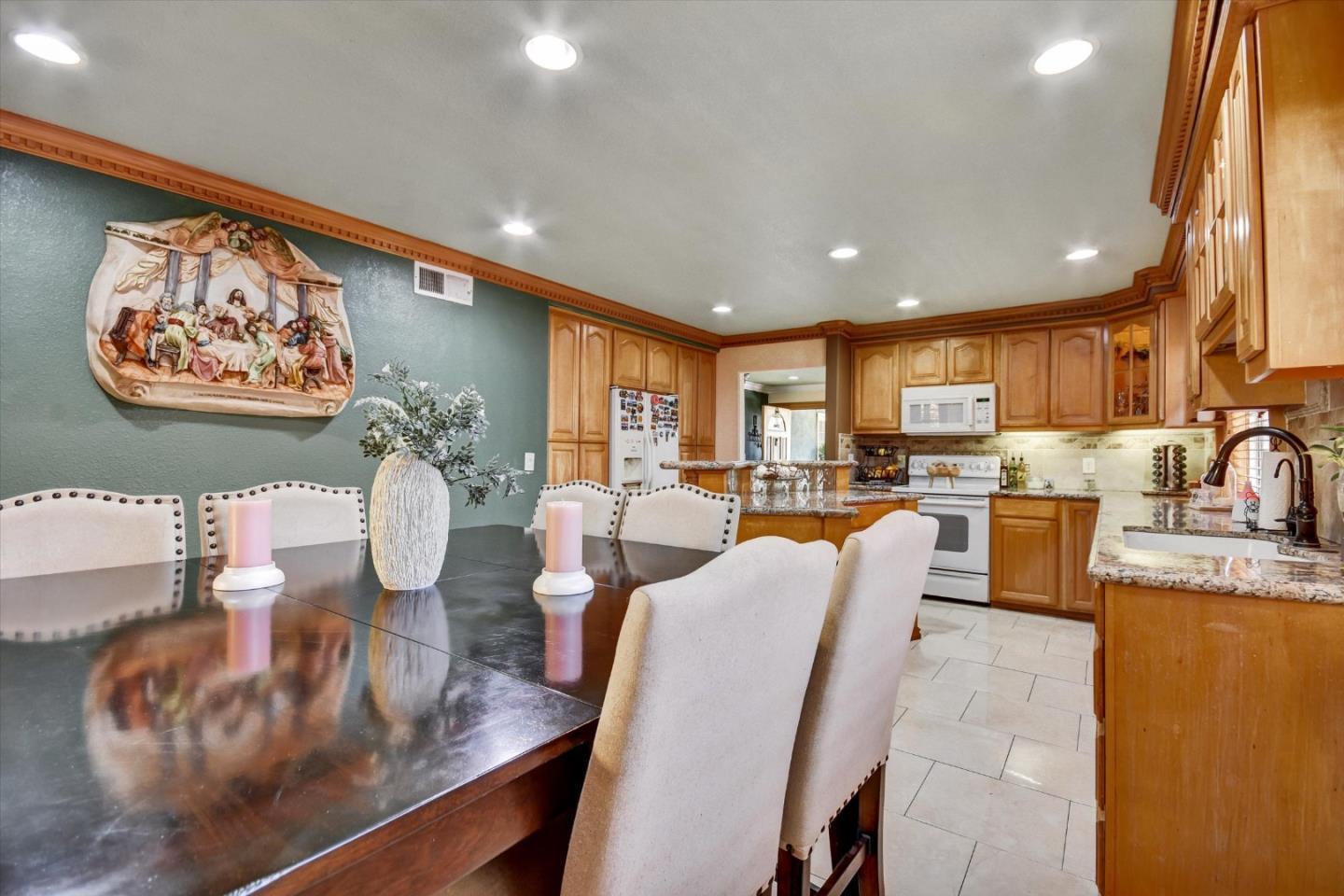 Detail Gallery Image 18 of 55 For 101 Avenida Espana, San Jose,  CA 95139 - 4 Beds | 2 Baths