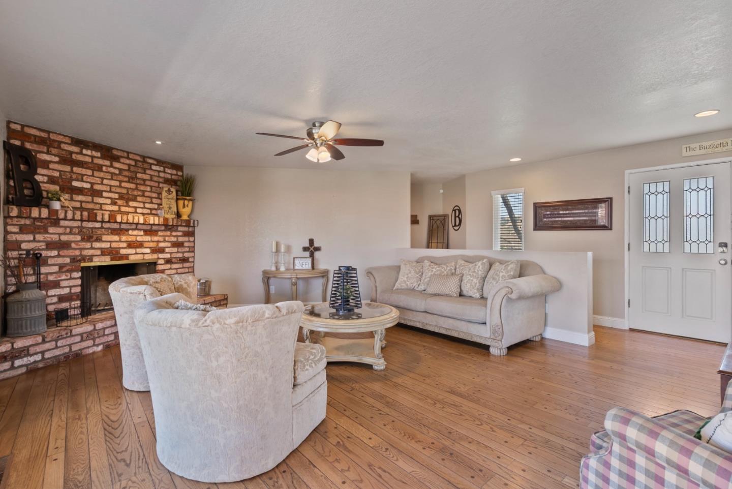 Detail Gallery Image 16 of 60 For 60 Dots Cir, Hollister,  CA 95023 - 3 Beds | 2/1 Baths