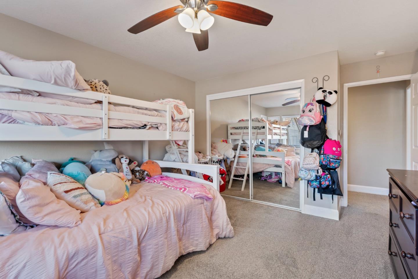 Detail Gallery Image 29 of 60 For 60 Dots Cir, Hollister,  CA 95023 - 3 Beds | 2/1 Baths