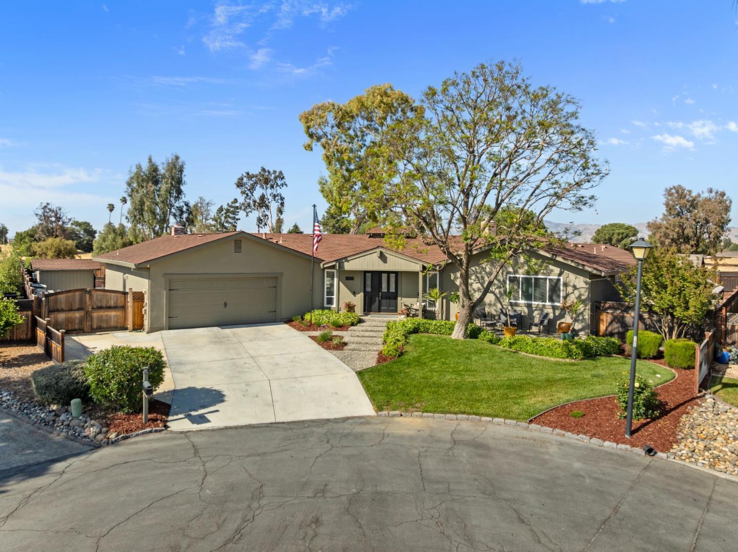 Detail Gallery Image 49 of 60 For 60 Dots Cir, Hollister,  CA 95023 - 3 Beds | 2/1 Baths