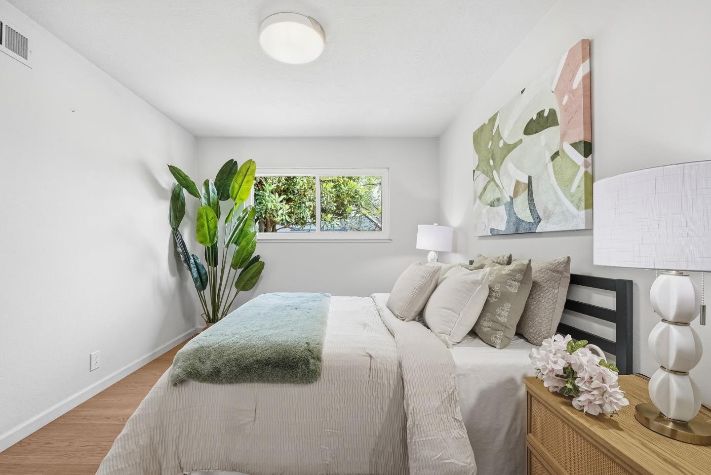 Detail Gallery Image 22 of 35 For 774 San Lucas Ave, Mountain View,  CA 94043 - 4 Beds | 2 Baths