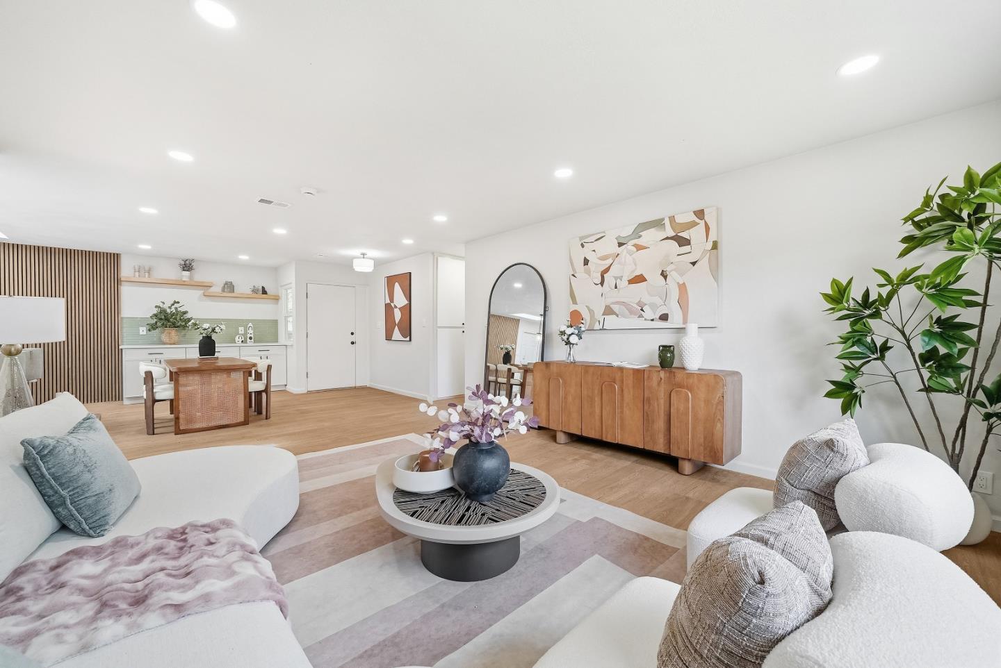 Detail Gallery Image 6 of 35 For 774 San Lucas Ave, Mountain View,  CA 94043 - 4 Beds | 2 Baths