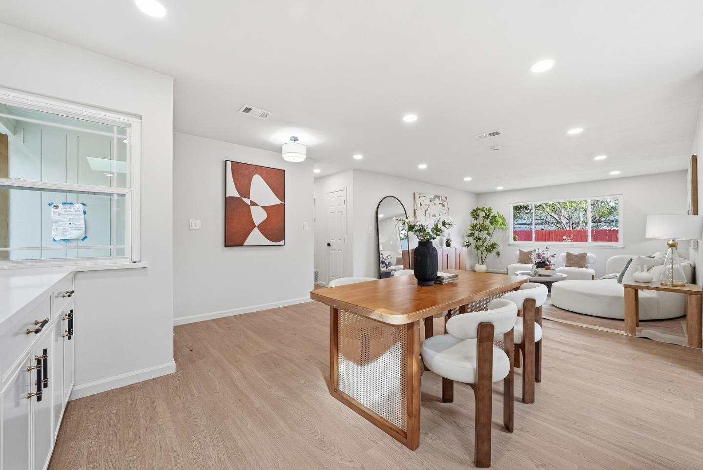 Detail Gallery Image 7 of 35 For 774 San Lucas Ave, Mountain View,  CA 94043 - 4 Beds | 2 Baths