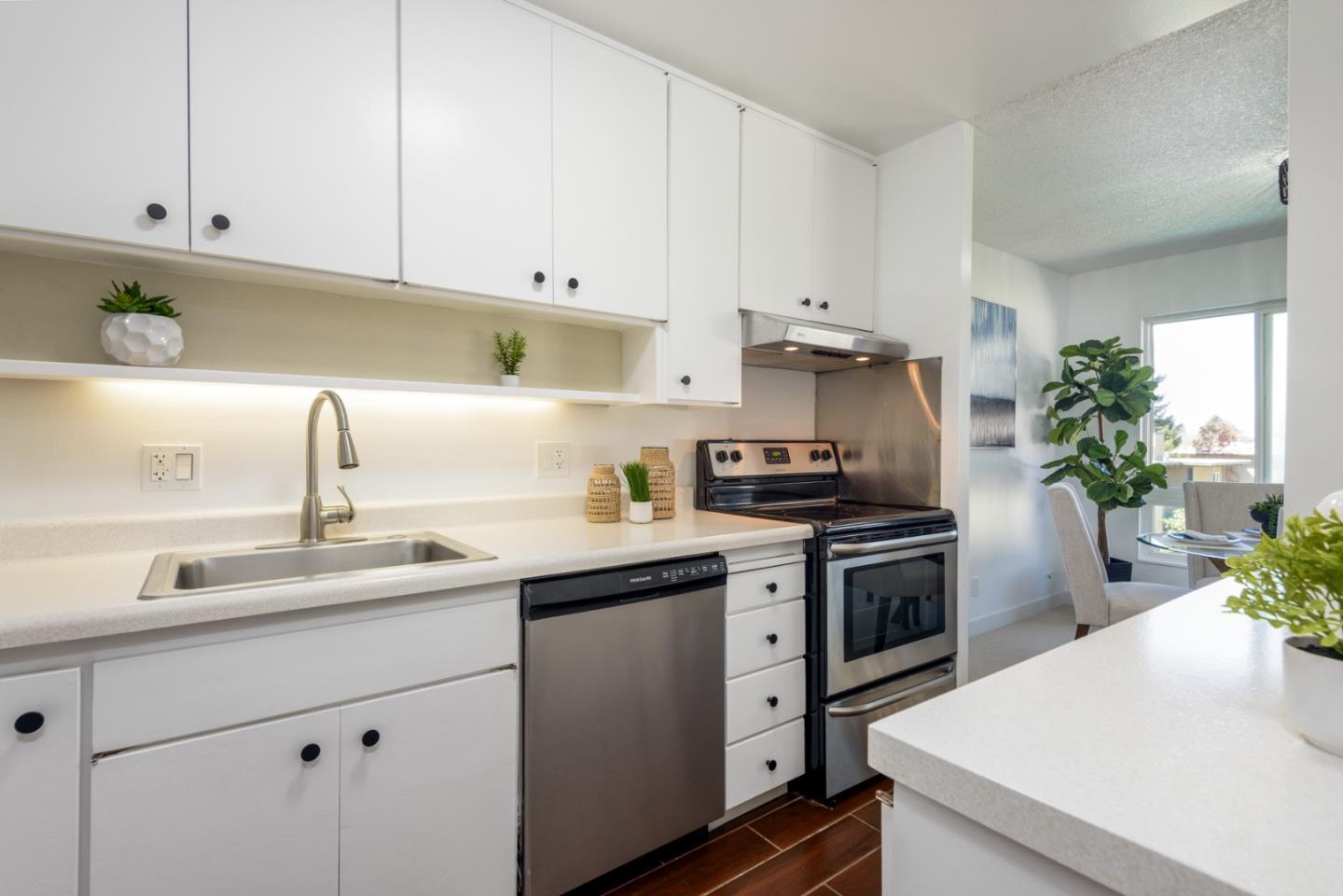 Photo #5: ML82037461 Listing: Photo #5