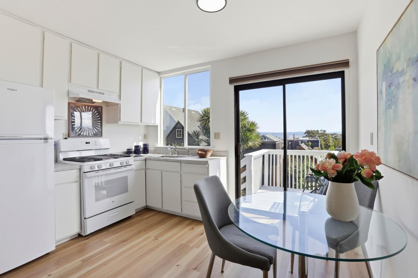 Detail Gallery Image 21 of 43 For 151 Anderson St, San Francisco,  CA 94110 - 3 Beds | 2 Baths