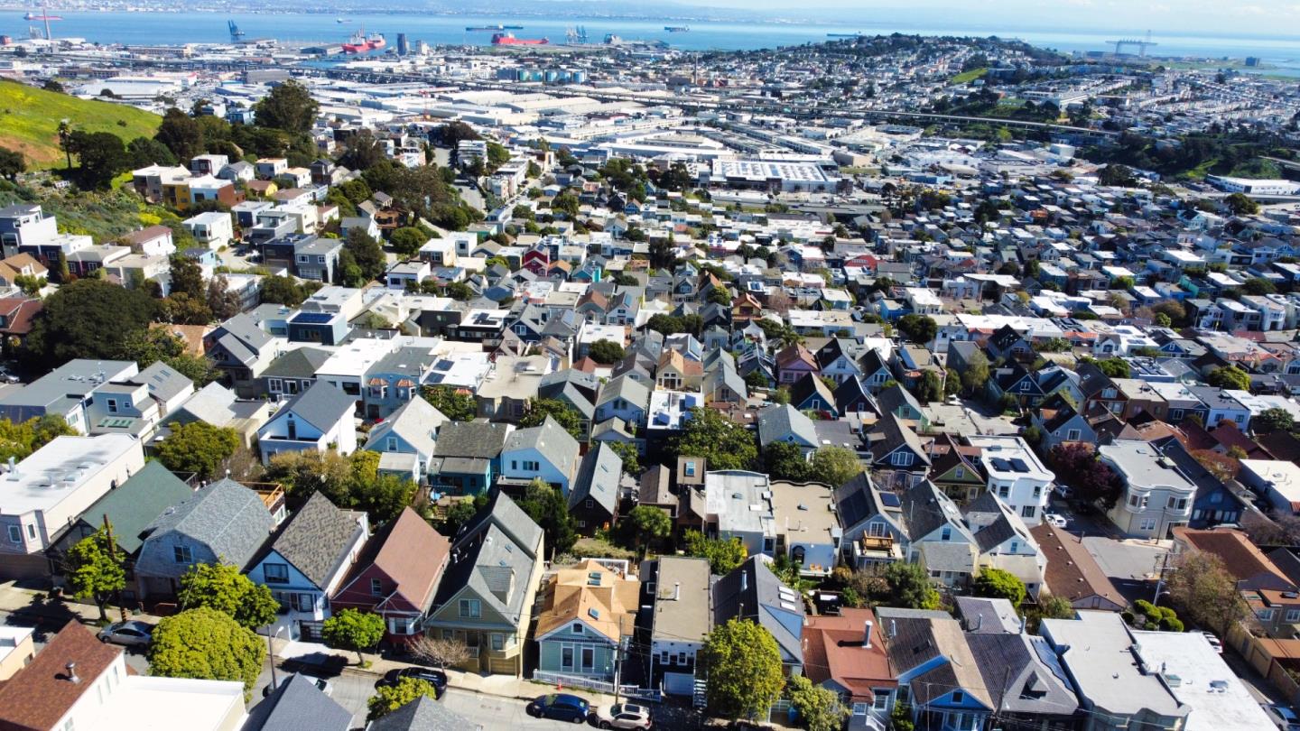 Detail Gallery Image 32 of 43 For 151 Anderson St, San Francisco,  CA 94110 - 3 Beds | 2 Baths