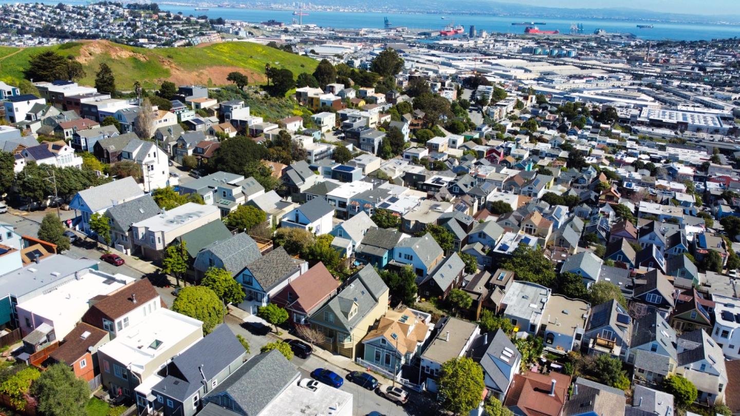 Detail Gallery Image 33 of 43 For 151 Anderson St, San Francisco,  CA 94110 - 3 Beds | 2 Baths