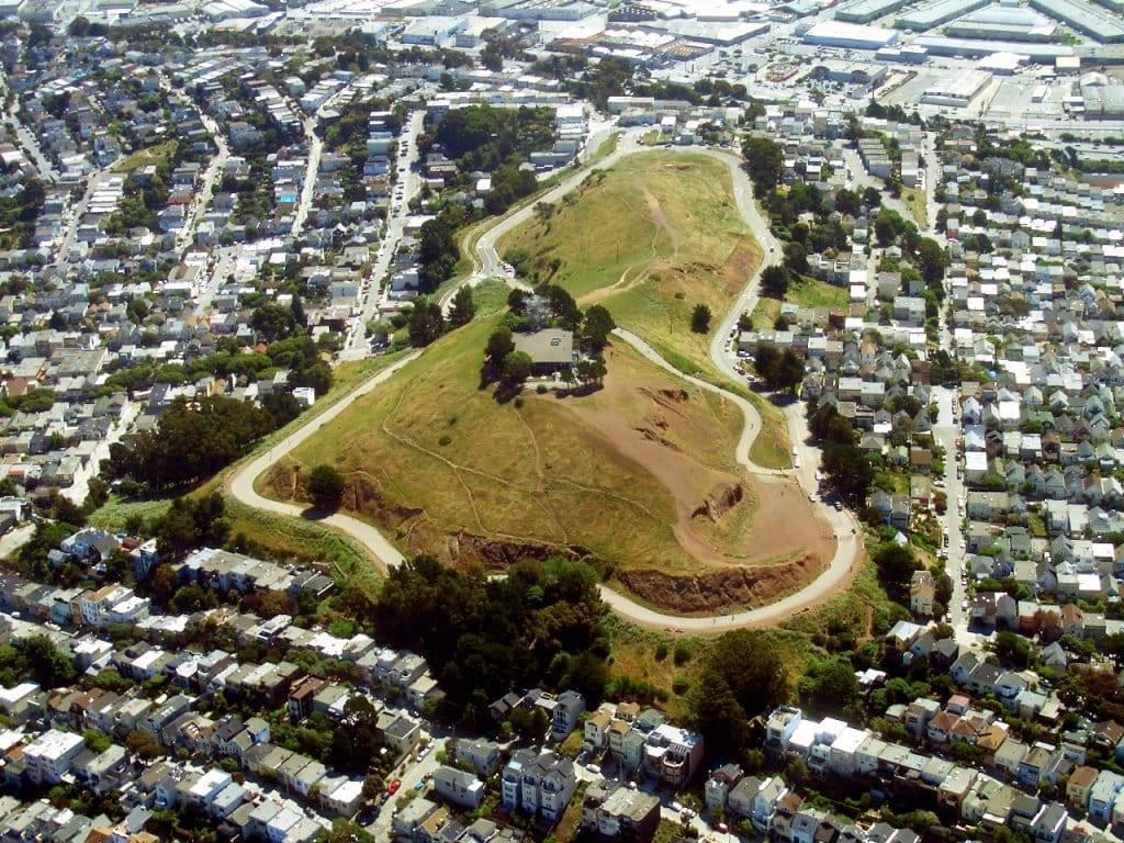 Detail Gallery Image 37 of 43 For 151 Anderson St, San Francisco,  CA 94110 - 3 Beds | 2 Baths