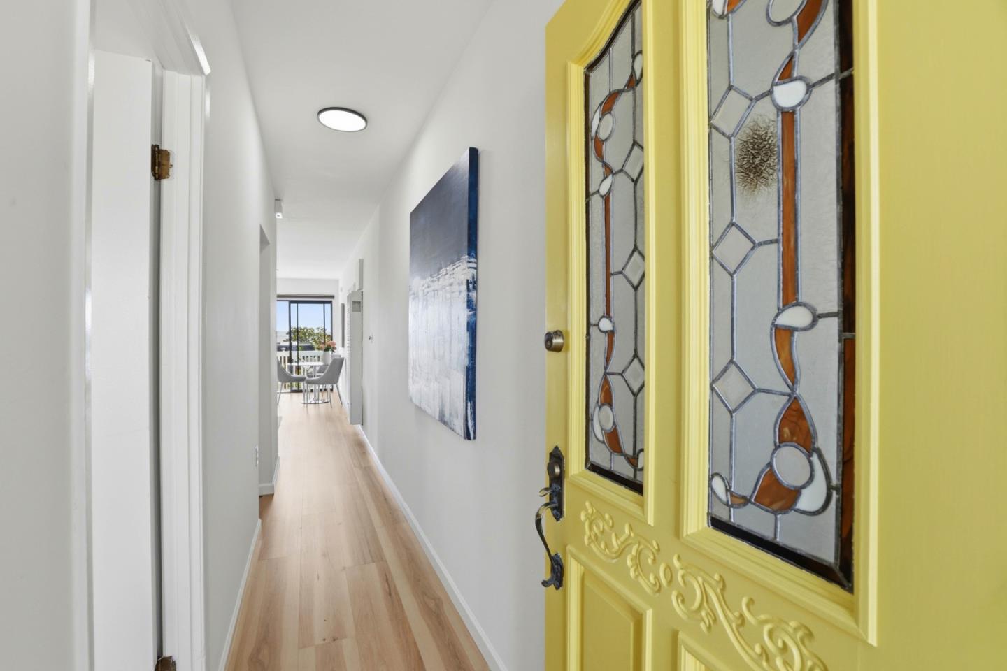 Detail Gallery Image 7 of 43 For 151 Anderson St, San Francisco,  CA 94110 - 3 Beds | 2 Baths