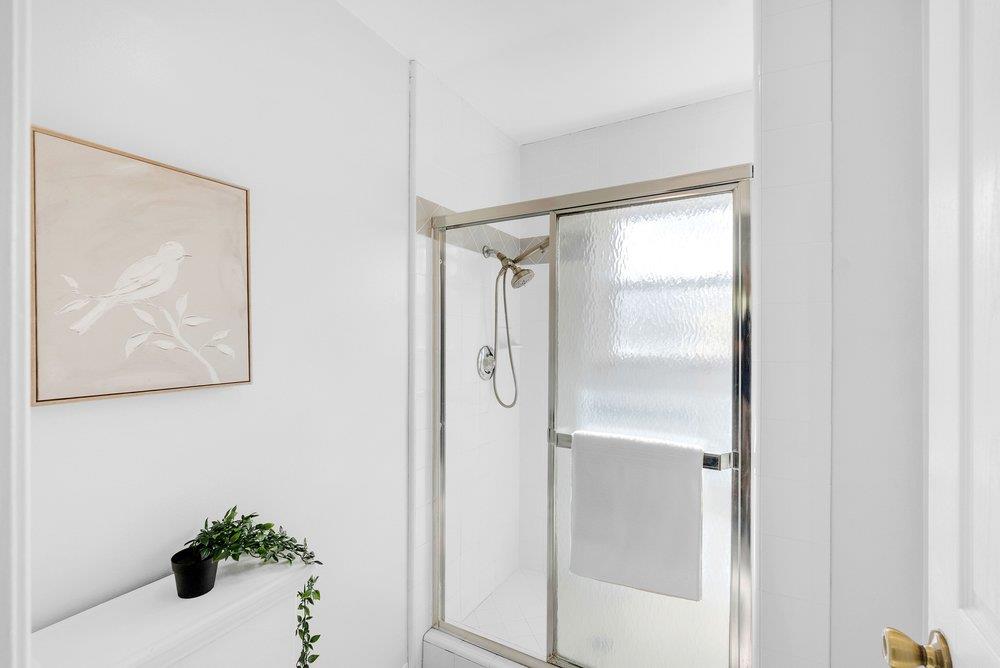 Detail Gallery Image 21 of 37 For 1763 Frobisher Way, San Jose,  CA 95124 - 4 Beds | 2/1 Baths