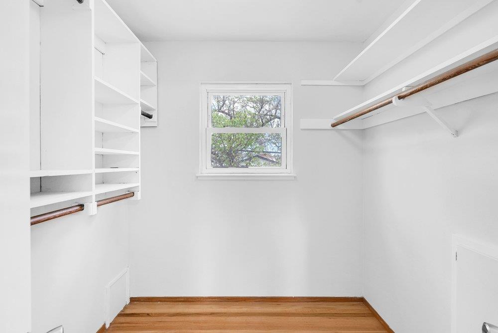 Detail Gallery Image 27 of 37 For 1763 Frobisher Way, San Jose,  CA 95124 - 4 Beds | 2/1 Baths