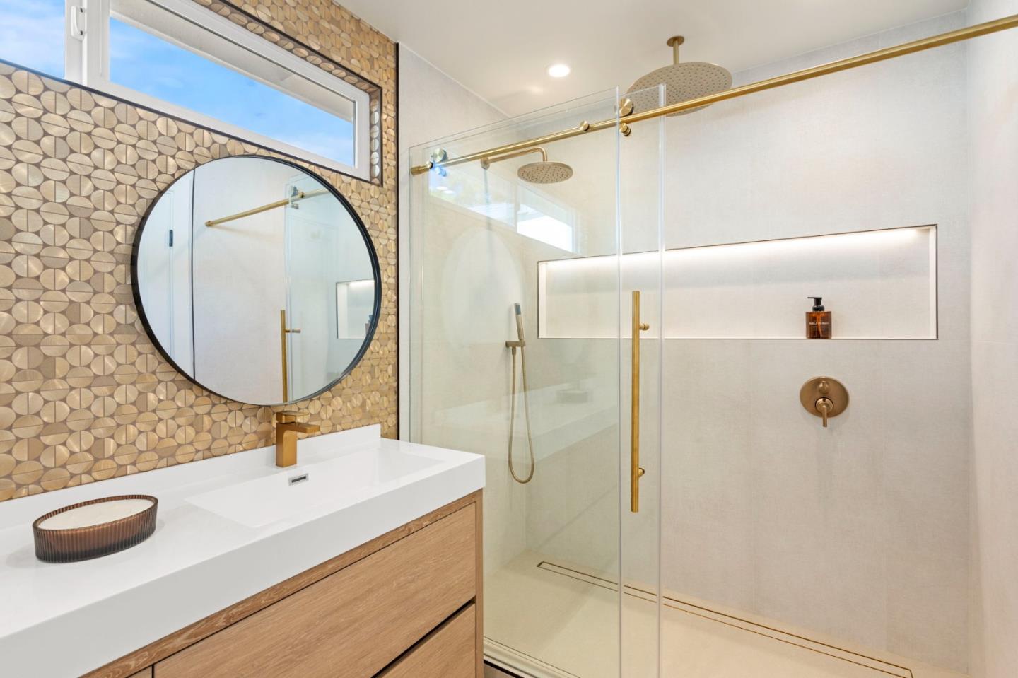 Detail Gallery Image 19 of 68 For 3076 Baronscourt Way, San Jose,  CA 95132 - 4 Beds | 2 Baths