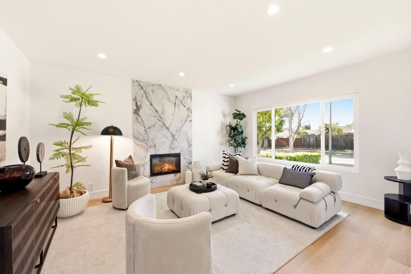 Detail Gallery Image 2 of 68 For 3076 Baronscourt Way, San Jose,  CA 95132 - 4 Beds | 2 Baths