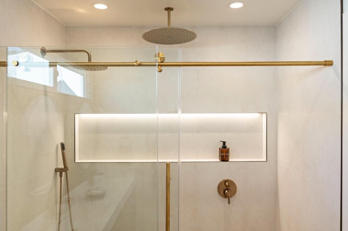 Detail Gallery Image 21 of 68 For 3076 Baronscourt Way, San Jose,  CA 95132 - 4 Beds | 2 Baths