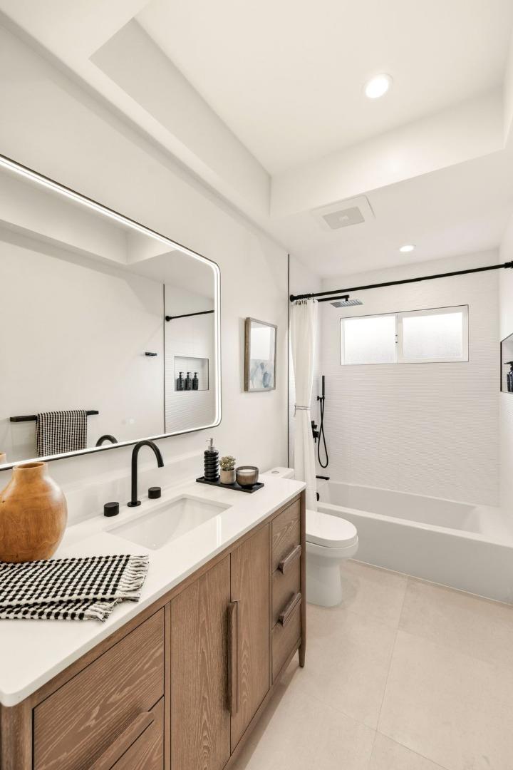 Detail Gallery Image 47 of 68 For 3076 Baronscourt Way, San Jose,  CA 95132 - 4 Beds | 2 Baths