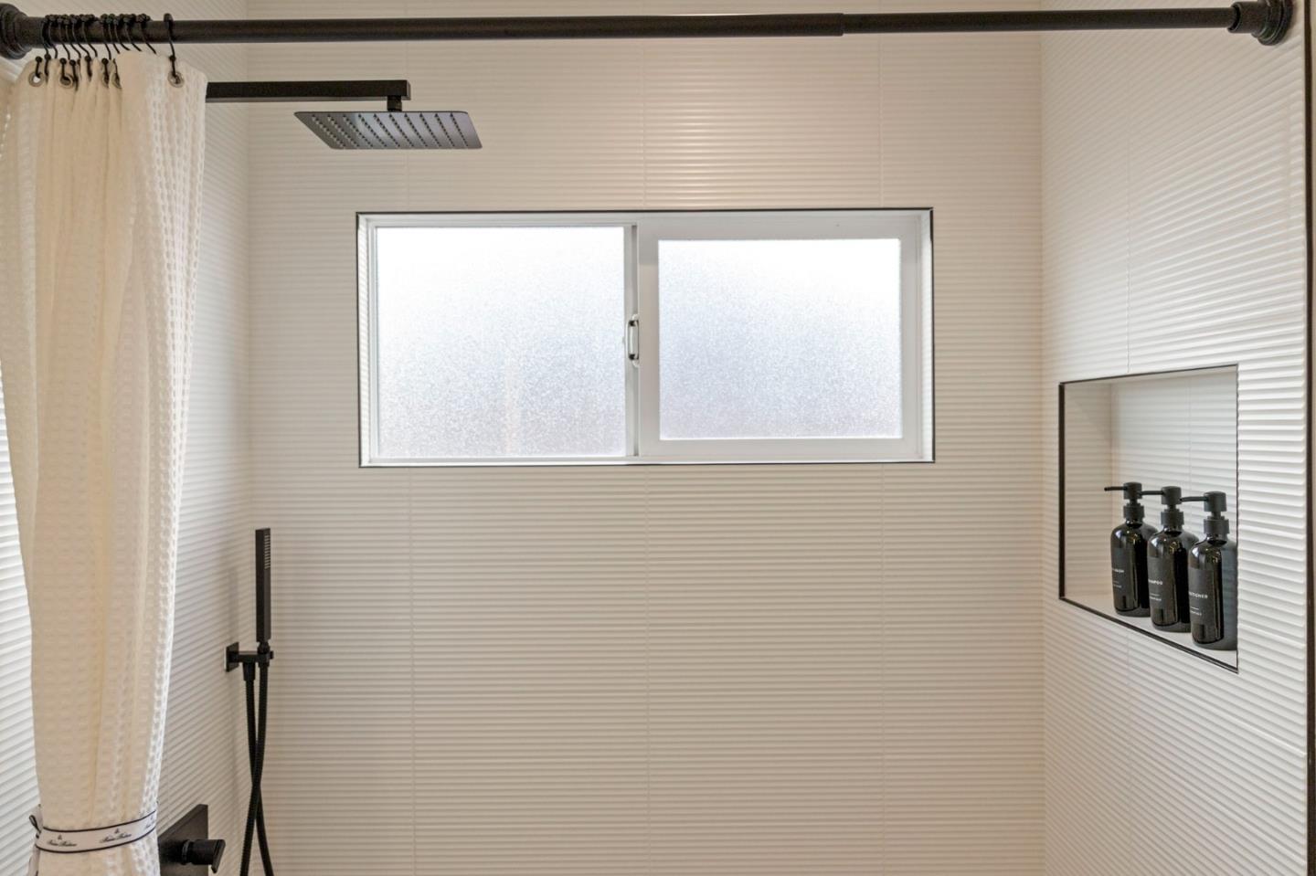 Detail Gallery Image 48 of 68 For 3076 Baronscourt Way, San Jose,  CA 95132 - 4 Beds | 2 Baths