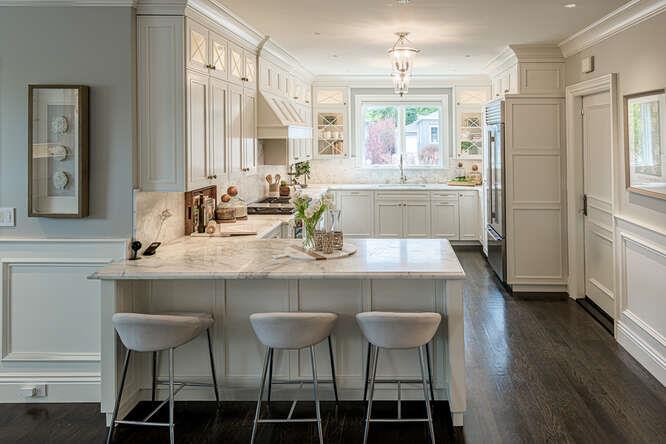 Detail Gallery Image 11 of 33 For 638 Oregon Ave, San Mateo,  CA 94402 - 4 Beds | 3 Baths