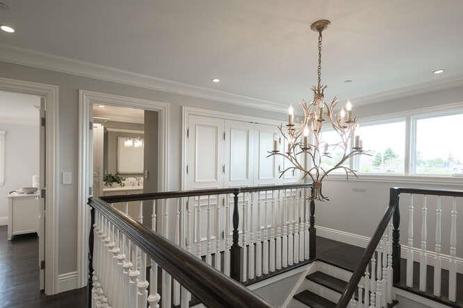 Detail Gallery Image 19 of 33 For 638 Oregon Ave, San Mateo,  CA 94402 - 4 Beds | 3 Baths