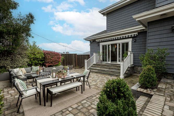 Detail Gallery Image 30 of 33 For 638 Oregon Ave, San Mateo,  CA 94402 - 4 Beds | 3 Baths