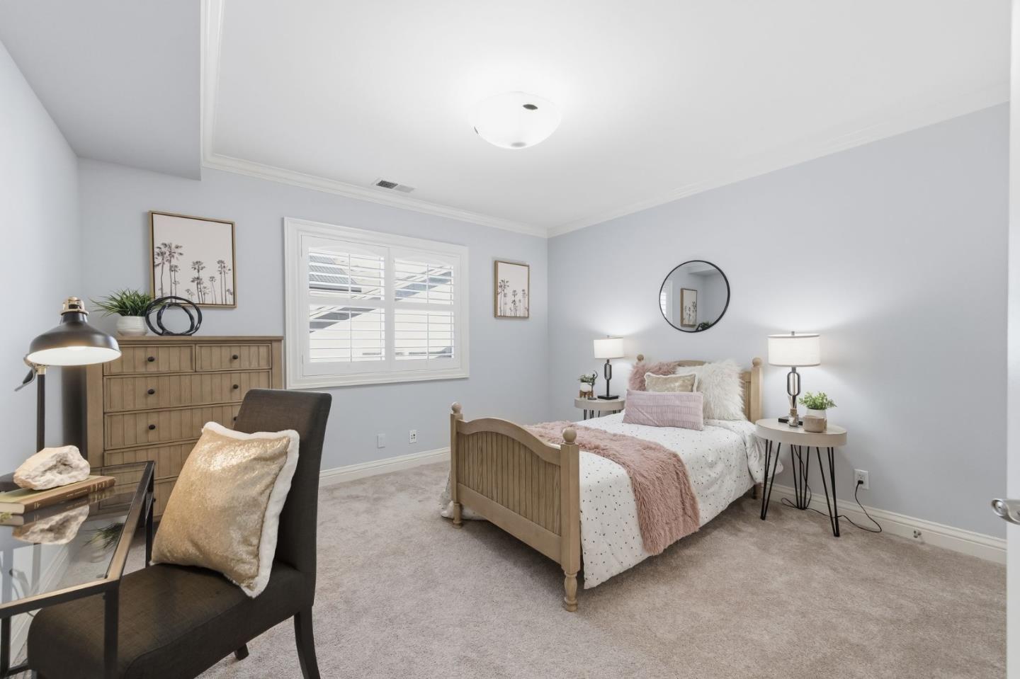 Detail Gallery Image 12 of 24 For 26 Beverly Dr, San Carlos,  CA 94070 - 3 Beds | 2/1 Baths